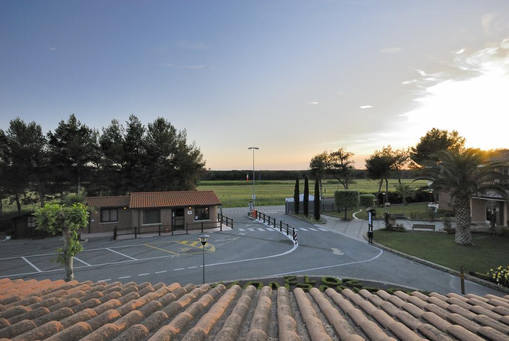 Villaggio Turistico La Cecinella Марина-ди-Чечина Экстерьер фото